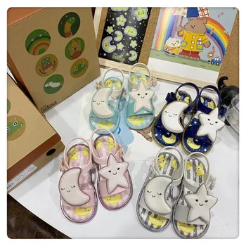 2023 Новейшие детские мини-Сандалии Melissa, Милые разноцветные сандалии в виде Звезды и Луны, Дышащая Пляжная обувь Принцессы для девочек с вырезами